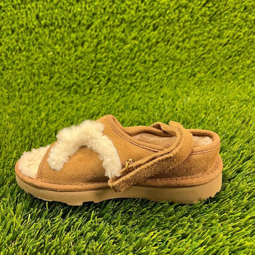 Ugg Fluff Yeah Slide Boys Size 11C Brown Walking Comfort‎ Shoes Winter Sandals